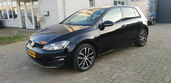 Volkswagen Golf - 2.0 TDI 150pk Highline - 1