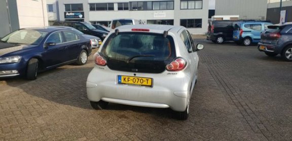 Toyota Aygo - 1.4 D + - 1