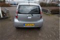 Daihatsu Sirion 2 - 1.0-12V Premium, 131dkm RIJKLAARPRIJS incl nw apk/beurt & 3 mnd schaap garantie - 1 - Thumbnail