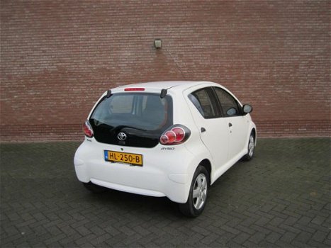 Toyota Aygo - 1.0-12V Cool - 1