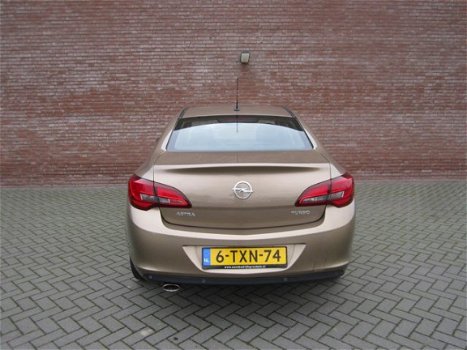 Opel Astra - 1.4 Turbo Edition - 1