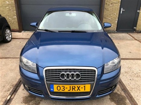 Audi A3 Sportback - 1.6 Attraction Bj.07 / Sportstoelen / 17 inch / apk 2-2020 - 1