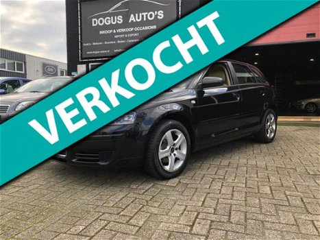 Audi A3 Sportback - 1.6 Attraction Pro Line Business 5drs Airco Cruise Control Navi 4xElk.ramen bj20 - 1