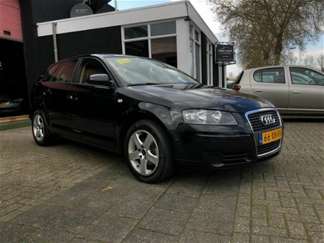 Audi A3 Sportback - 1.6 Attraction Pro Line Business 5drs Airco Cruise Control Navi 4xElk.ramen bj20 - 1