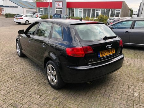 Audi A3 Sportback - 1.6 Attraction Pro Line Business 5drs Airco Cruise Control Navi 4xElk.ramen bj20 - 1