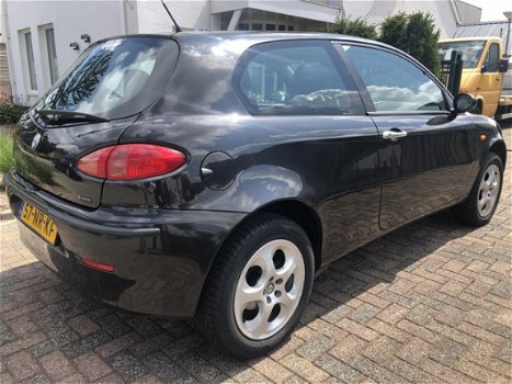 Alfa Romeo 147 - 1.6 T.Spark Edizione Sportiva APK Gek. 14-02-2020 - 1