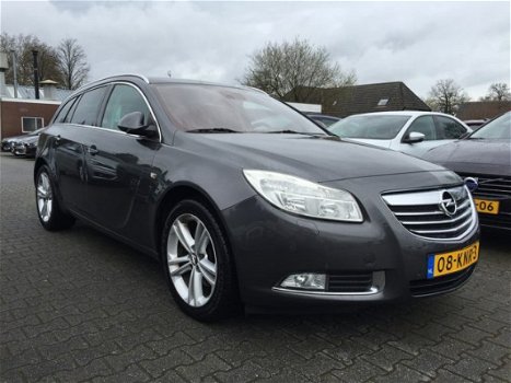 Opel Insignia Sports Tourer - 2.0 CDTI Cosmo *1/2LEDER+NAVI+PDC+ECC+CRUISE - 1