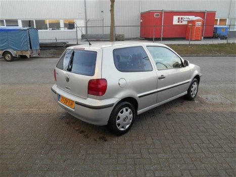 Volkswagen Polo - 1.4 Trendline - 1