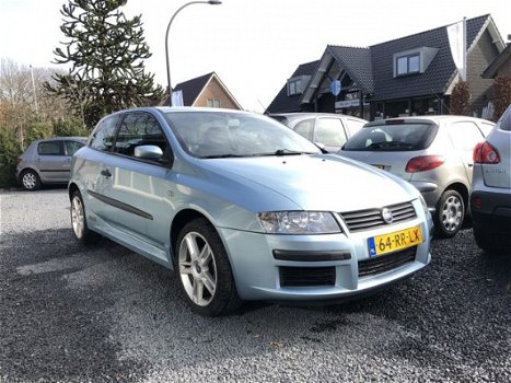 Fiat Stilo - 1.6 LEZEN climate/cruise/centr dv/el ramen - 1