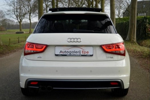 Audi A1 - 1.4 TFSI Automaat S-line Panorama Xenon Keyless - 1