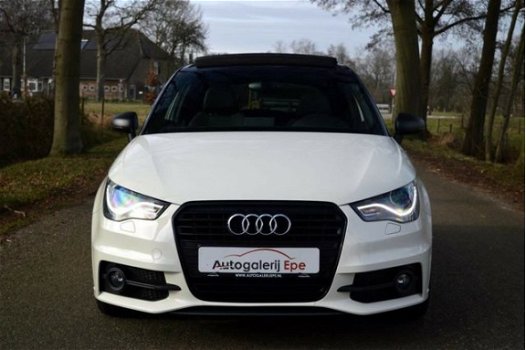 Audi A1 - 1.4 TFSI Automaat S-line Panorama Xenon Keyless - 1