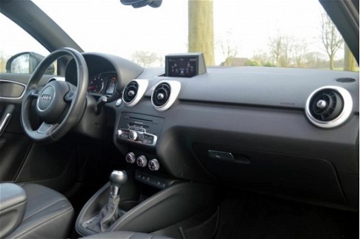 Audi A1 - 1.4 TFSI Automaat S-line Panorama Xenon Keyless - 1
