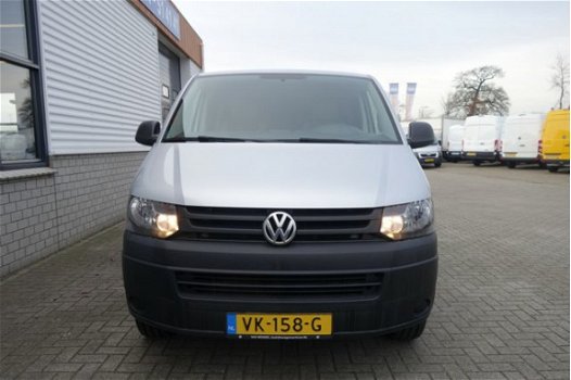 Volkswagen Transporter - 2.0 TDI L1H1 BM / lease € 202 / airco / cruise / zilver metallic / pdc acht - 1