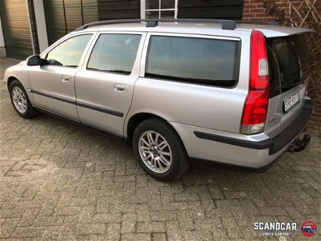 Volvo V70 - youngtimer 2.4 - 1