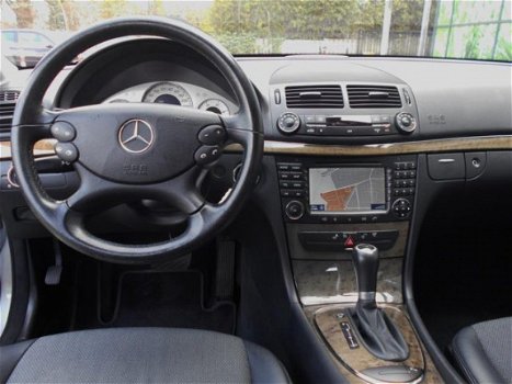 Mercedes-Benz E-klasse - 280 CDI AUT. AVANTGARDE FACELIFT/NAVIGATIE/BI-XENON/HALF-LEER/PARKEER-SENSO - 1