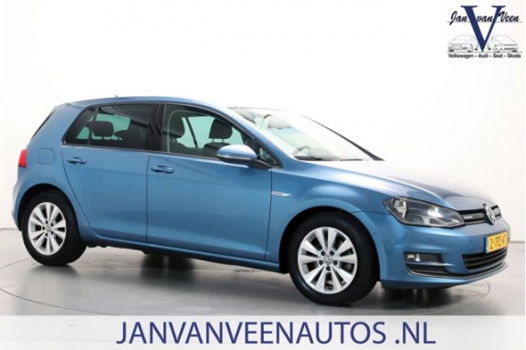 Volkswagen Golf - 1.6 TDI Highline BlueMotion Navigatie ParkAssist Climate Control 200x Vw-Audi-Seat - 1