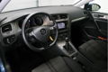 Volkswagen Golf - 1.6 TDI Highline BlueMotion Navigatie ParkAssist Climate Control 200x Vw-Audi-Seat - 1 - Thumbnail