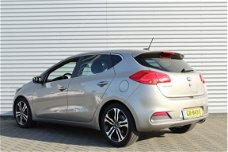 Kia Cee'd - 1.6 GDI BusinessLine | Navi | PDC | Cruise | Clima | Camera | 17" LM velgen | LED |