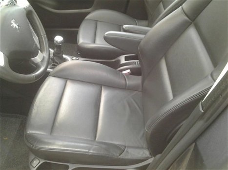 Peugeot 307 SW - 1.6 HDiF Griffe Met zwart leerbekleding Airco Ecc Lmv parkeersenor achter.Met roetf - 1