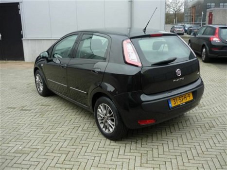 Fiat Punto Evo - 1.3 M-Jet Dynamic NLauto 5 Deurs Airco Dealer ond - 1