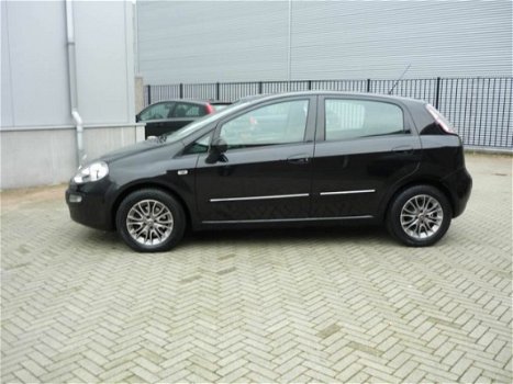 Fiat Punto Evo - 1.3 M-Jet Dynamic NLauto 5 Deurs Airco Dealer ond - 1