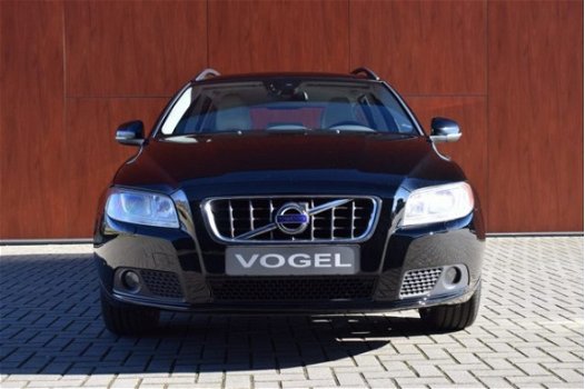 Volvo V70 - D3-165PK-5 Cilinder-Leer-17 Inch-Xenon - 1