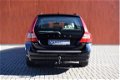 Volvo V70 - D3-165PK-5 Cilinder-Leer-17 Inch-Xenon - 1 - Thumbnail