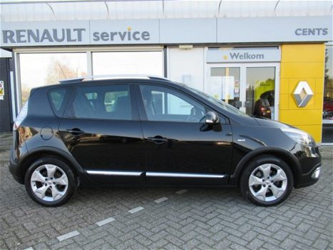 Renault Scénic Xmod - Scenic TCe 130 pk Bose Pano Trekhaak - 1