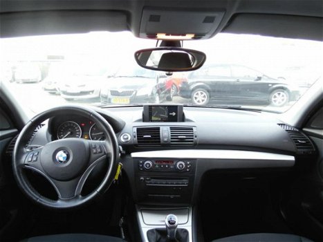 BMW 1-serie - 120i High Executive NAVIGATIE 4-DEURS (bj2007) - 1