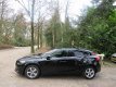 Volvo V40 - 2.0 D4 Summum Business ,190 pk , Vol leder, Dealer onderhouden, Zwart metalic, 1e Eig. N - 1 - Thumbnail