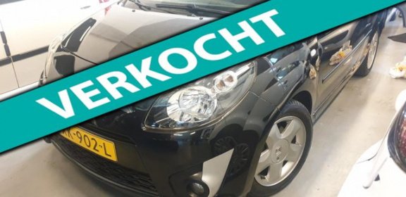 Renault Twingo - 1.2 Airco/Vol Optie/Nw APK/Garantie/AUTOMAAT - 1