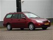 Ford Focus Wagon - 1.6-16V Ambiente Nieuwe Apk/Airco/Nap/RIJD GOED - 1 - Thumbnail