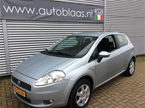 Fiat Grande Punto - 1.4 Dynamic Airco, cruise-controle, lm velgen - 1