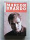 Marlon Brando, met de billen bloot - 1 - Thumbnail