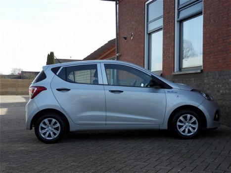 Hyundai i10 - 1.0i i-Drive Nieuwstaat - 1