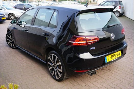 Volkswagen Golf - 1.4 165KW TSI GTE Aut - 1