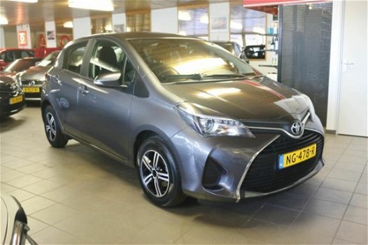 Toyota Yaris - 1.0 VVT-i Trend 5Drs, Navigatie, Airco, Parkeercamera, , L.M.velgen - 1