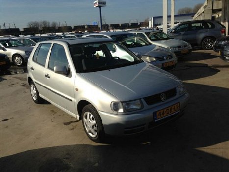 Volkswagen Polo - 1.4 - 1