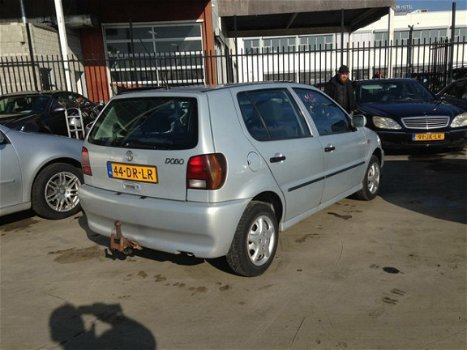 Volkswagen Polo - 1.4 - 1