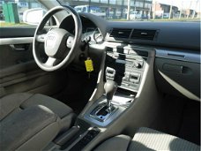Audi A4 - 2.0 TFSI quattro Pro Line Aut - Xenon - Navi