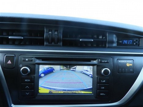 Toyota Auris Touring Sports - 1.8 Hybrid Aut. Lease NAVI+CAMERA/PANODAK/LMV - 1