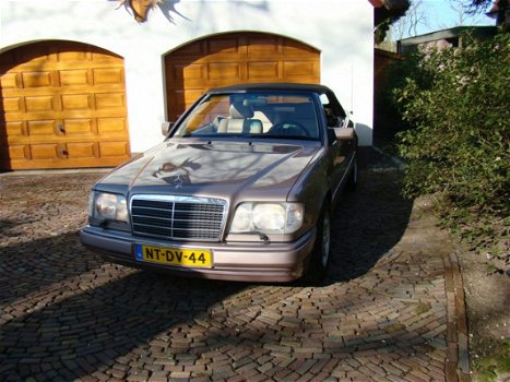 Mercedes-Benz E-klasse Cabrio - 200 - 1