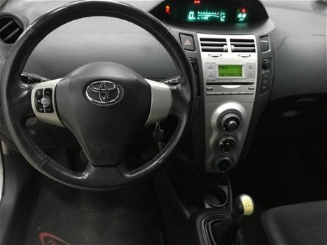 Toyota Yaris - 1.3 VVTi Terra NAP 5drs pdc AIRCO koppeling nieuw - 1