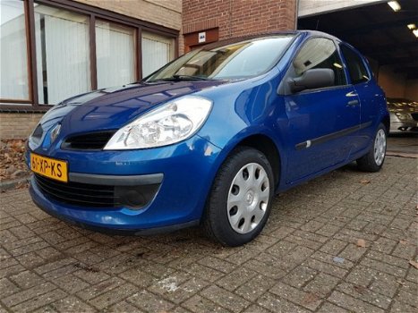 Renault Clio - 1.4-16V Bns Line, met nieuw apk - 1