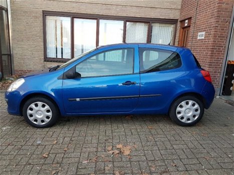 Renault Clio - 1.4-16V Bns Line, met nieuw apk - 1