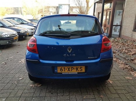 Renault Clio - 1.4-16V Bns Line, met nieuw apk - 1