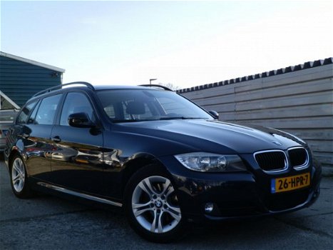 BMW 3-serie Touring - 318i Business Line/ECC/LMV/Navi - 1