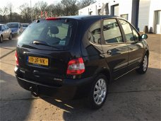 Renault Scénic - 1.6-16V Expression Sport, AIRCO, 4X ELEK-RAMEN, HALF-LEDER INTERIEUR, CENT-VERGREND