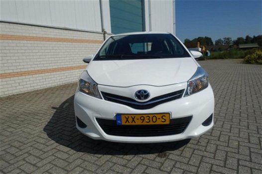 Toyota Yaris - 1.0 VVT-i Trend l.m. velgen - achteruitrijcamera - airco - c.v. afstandbed. - 1