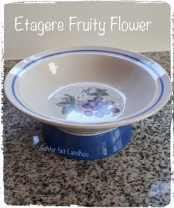 Etagere Fruity Flower van Serviesdelen, Fruitschaal op voet, blauw